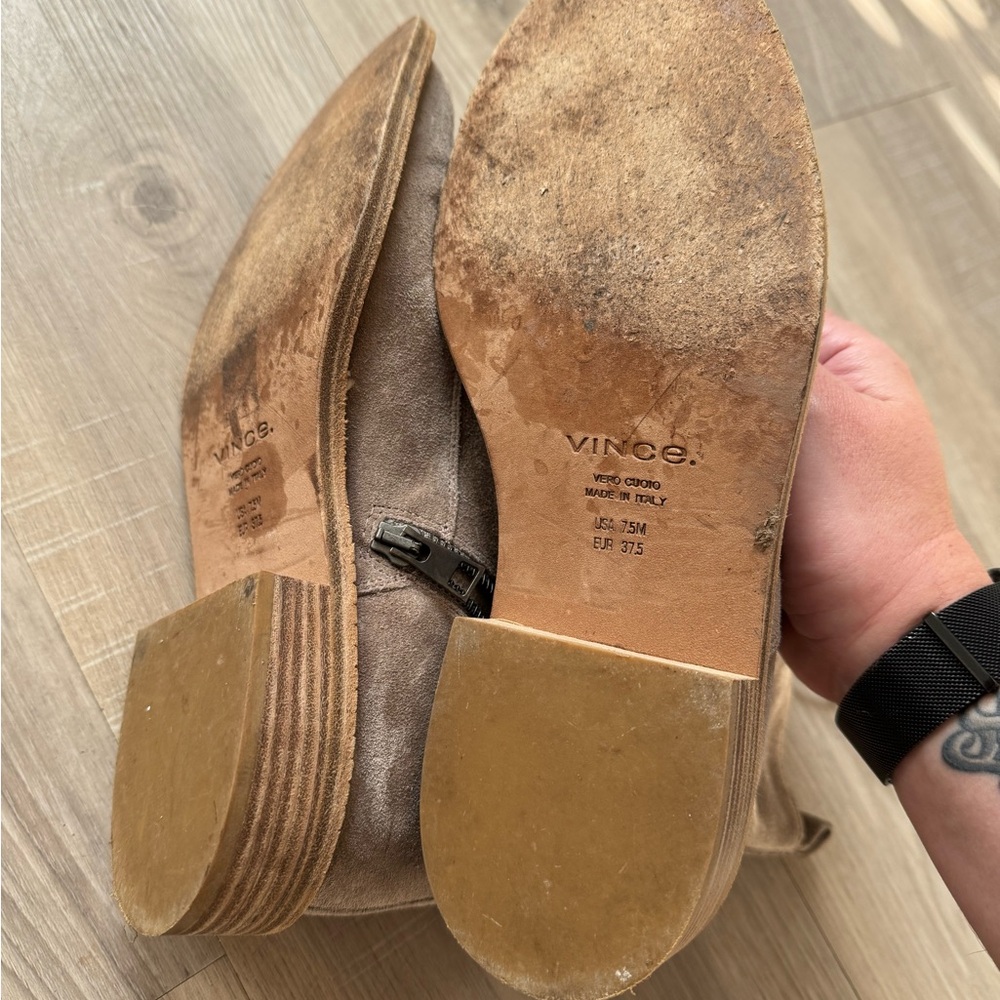 Vince Tan Lace Up Boots with Crepe Soles - Picture 3 of 3